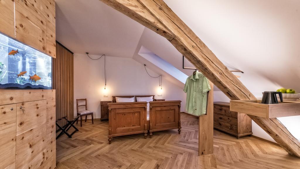 Niedermairhof Bed and Breakfast Bruneck Rum bild