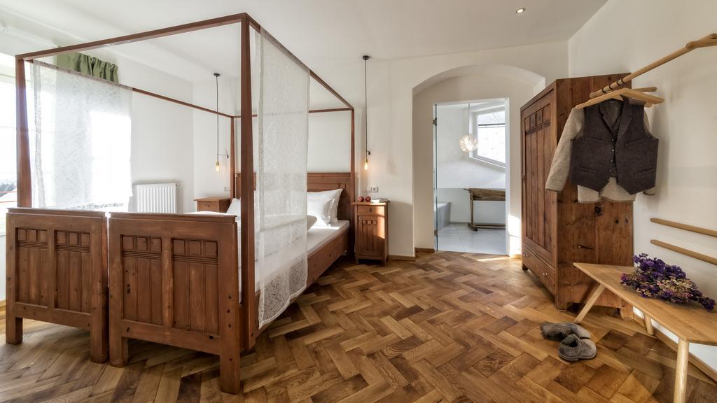 Niedermairhof Bed and Breakfast Bruneck Rum bild